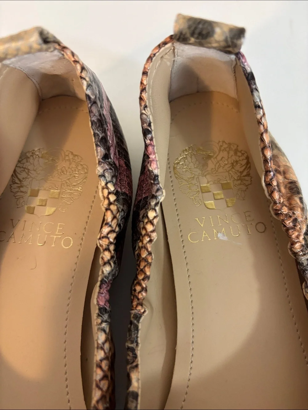 Vince Comuto Leather Snakeskin  Ballet Flats Size 7.5 M